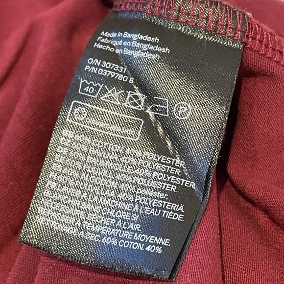 Basic Maroon Tee - Picture 4 of 5